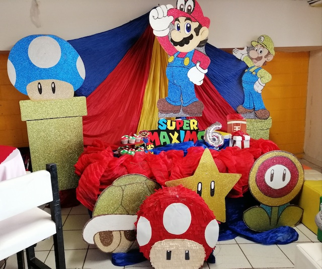 Decoracion mesa central Minions